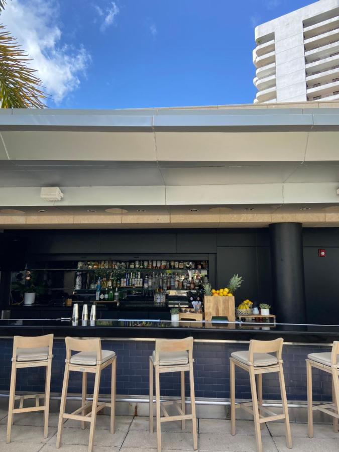 Four Seasons Hotel Miami - Luxury Private Residences Exterior photo